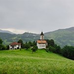 Schulmuseum-und-Kirchlein-zur-hl-Magdalena-in-Tagusens