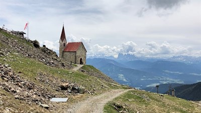 Das Latzfonser Kreuz ist Südtirols höchster Wallfahrtsort