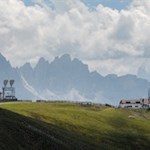 Plosehütte vor malerischer Kulisse