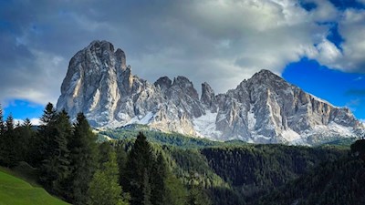 Unser Blick fällt immer wieder auf den Lang- und Plattkofel