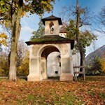 Anlässlich-des-60-jährigen-Thronjubiläums-des-Habsburgerkaisers-im-Jahre-1908-wurde-der-Jubiläumsbrunnen-auf-dem-Kalvarienberg-errichtet