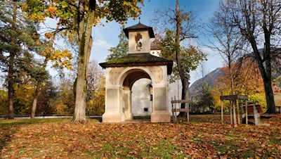 Anlässlich des 60-jährigen Thronjubiläums des Habsburgerkaisers im Jahre 1908 wurde der Jubiläumsbrunnen auf dem Kalvarienberg errichtet