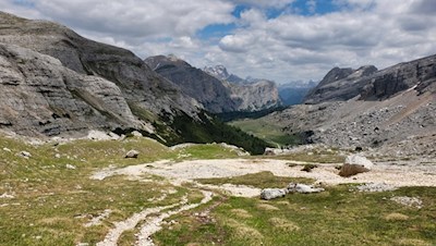 Auf dem Rückweg vom Conturinessee erschließen sich traumverlorene Ausblicke