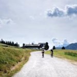 Die malerische Plätzwiese im Naturpark Fanes-Sennes-Prags