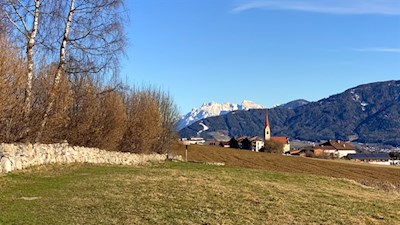 Rückwärtsgewandter Blick auf Pfalzen
