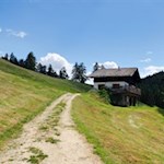 Durch schöne Wiesen zurück nach Meransen