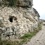 On the Sentiero del Sole there are traces from both world wars