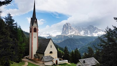 Das pittoreske Höhenkirchlein ist dem heiligen Jakob geweiht