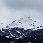 Blick auf den wolkenverhangenen Peitlerkofel