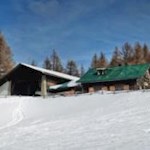 Die gemütliche Hühnerspiel Hütte bei Gossensass lädt zur genussvollen Einkehr ein