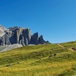 Der Weg zur  Emilio Comici Hütte führt durch eine malerische Landschaft