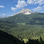Our gaze wanders to the Cadini di Misurina