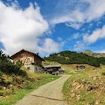 Almidyll entlang der Wanderung zum Latzfonser Kreuz