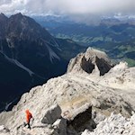 Der Abstieg von der Rotwand erfolgt auf dem Hinweg