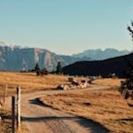 Ausgedehnter Spaziergang auf der herbstlich gefärbten Villanderer Alm