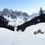 Während des Anstiegs zur Haunold Rodelbahn öffnen sich schöne Ausblicke auf den Haunold