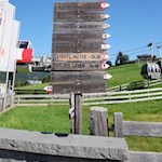 Der Anstieg zur Sunnolm ist mit 45 Minuten ausgeschildert