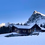 Die-Kalcheralm-vor-der-Kulisse-der-Jaufenspitze