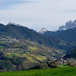 Blick vom Törggelehof Moar zu Viersch nach Villnöss