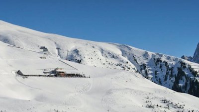 Wie in Watte gepackt: die urige Rossalm auf der Plose