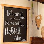 Die Hofstatt Alm heißt ihre Gäste auch im Winter willkommen