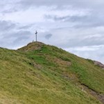 Von der Laugenspitze fällt der Weg Nr. 8A zur Laugenalm ab