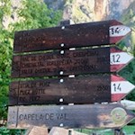 Der Aufstieg zur Puezhütte ist mit 2h50' angegeben