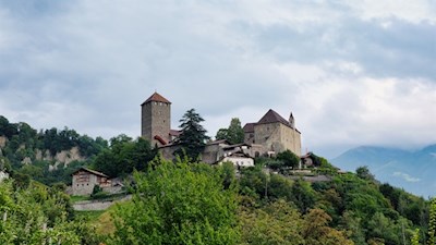 Schloss Tirol wurde um 1100 erbaut