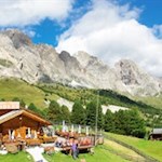 Die beliebte Odles Hütte neben der Col Raiser Bergstation