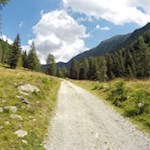 Vor einer pittoresken Naturkulisse zur Lercheralm