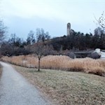 Blick auf die Kirche St. Peter auf dem Peterbühel