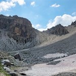 Über Geröllhänge auf die Sielesscharte