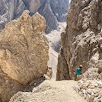 Durch eine bizarr anmutende Felslandschaft zur Grasleitenhütte