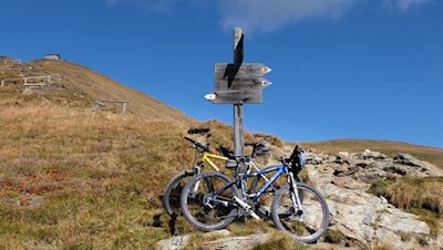 Der Karnische Höhenweg erfreut sich auch bei Mountainbikern großer Beliebtheit