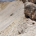 Der Abstieg vom Col dala Pieres erfordert etwas Trittsicherheit