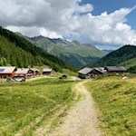 Das malerische Almdorf der Staller Alm