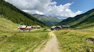 Das malerische Almdorf der Staller Alm