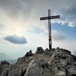 Corno-Bianco-summit-cross