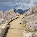 Su ampi sentieri fino alla vetta del Lagaccio piccolo