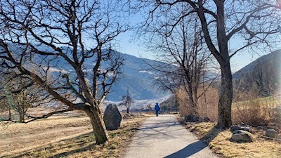 Frühlingswanderung um Pinzagen