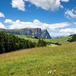 Der Schlern ist eines der Wahrzeichen der Seiser Alm