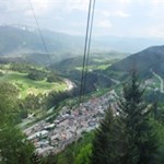 Mit der Seilbahn gleiten wir einfach und bequem nach Mühlbach hinab