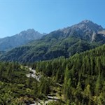 Der Weg zur Dreischusterhütte führt durch eine berückende Landschaft