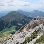 Ausblick von der Latemarhütte auf den Zanggen, das Schwarzhorn und das Weißhorn