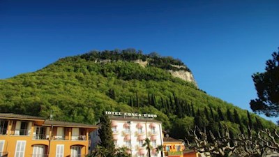 Above Garda rises the Rocca