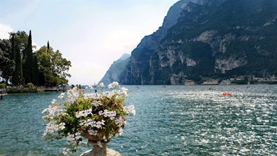 Hier ließen bereits Thomas Mann, Franz Kafka und Friedrich Nietzsche den Blick über den Gardasee schweifen