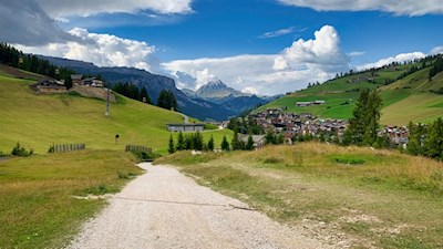 Von St. Kassian zur Saraghes Hütte
