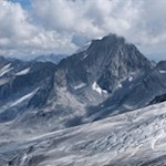 Zu unseren Füßen liegt der beeindruckende Rieserferner