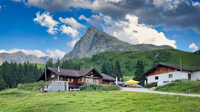 Kalcheralm vor der Kulisse der Jaufenspitze