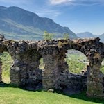 Resti-di-mura-del-VI-secolo-sulla-collina-di-Castelfeder